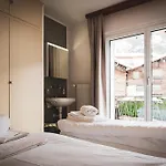- Restaurant Simplon Va Hie Hotel